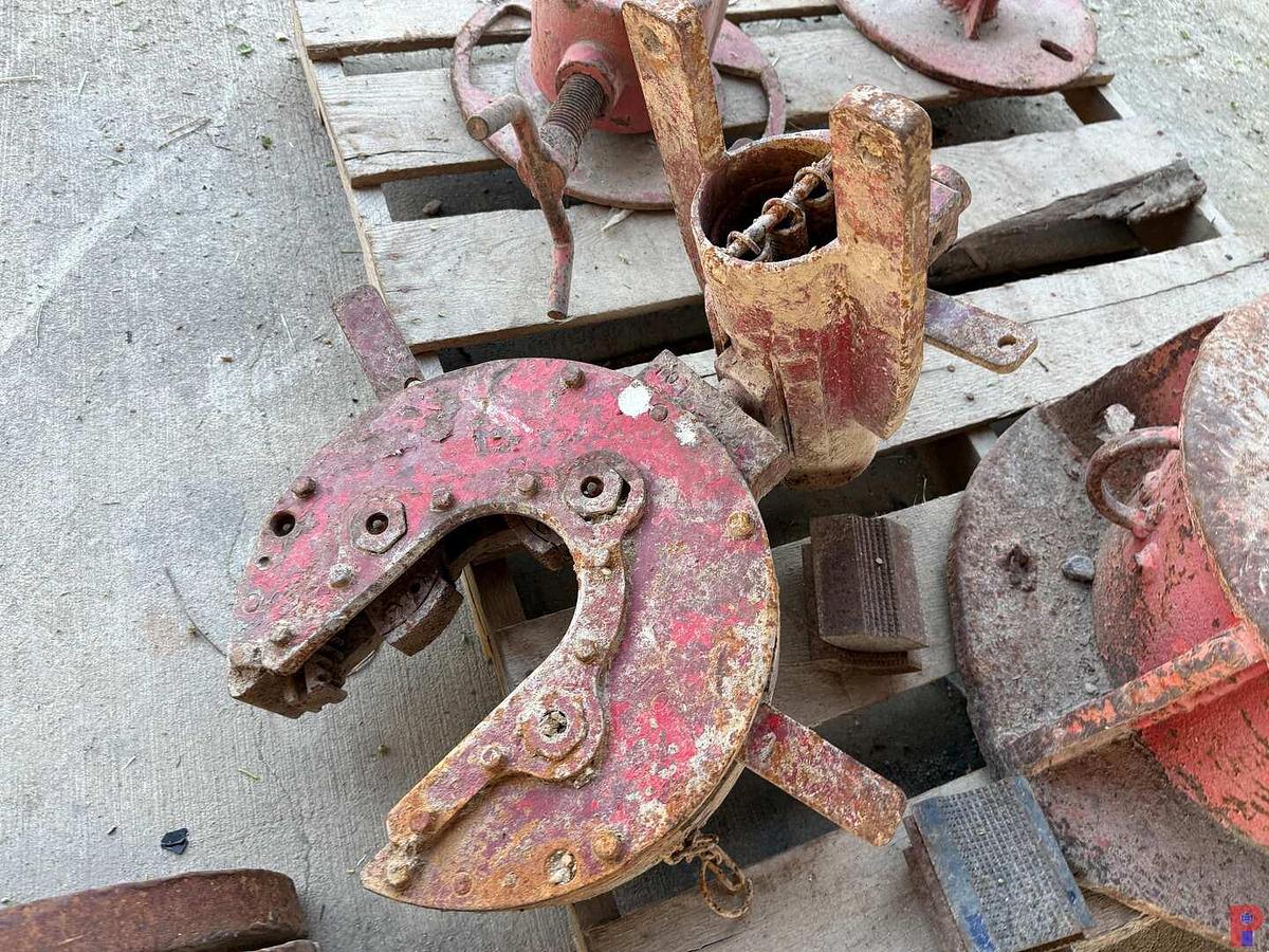 Used PALLET W/ (2) ROD STRIPPERS, TONG BACKUP, SLIP BOWL