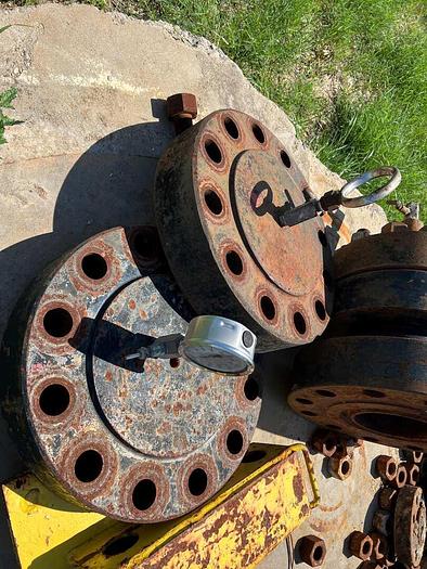 Used FIVE 10K FLANGES W/12" BOLTS & NUTS