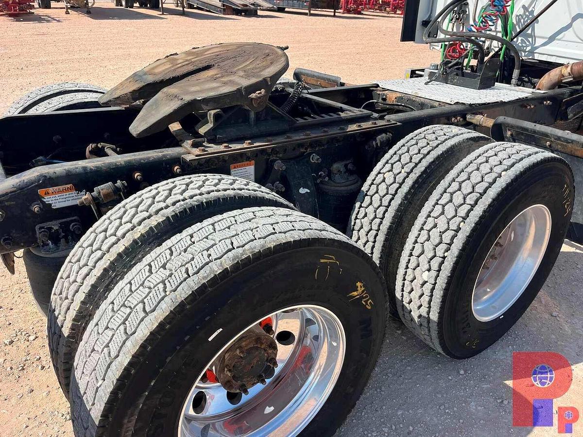 Used 2012 FREIGHTLINER CASCADIA T/A SLEEPER HAUL TRUCK