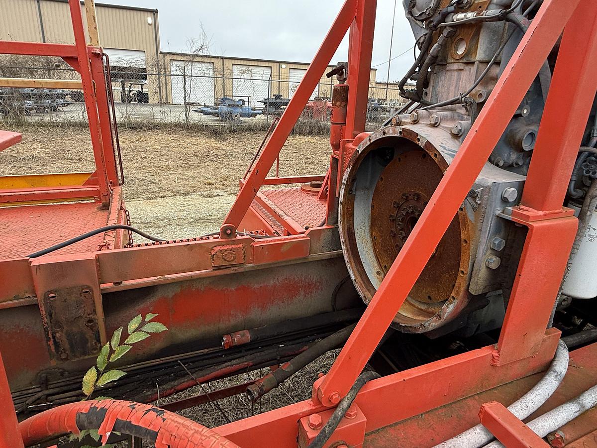 Used 2008 CROWN CE600 DD 5-AXLE WELL SERVICE WORKOVER RIG FOR PARTS