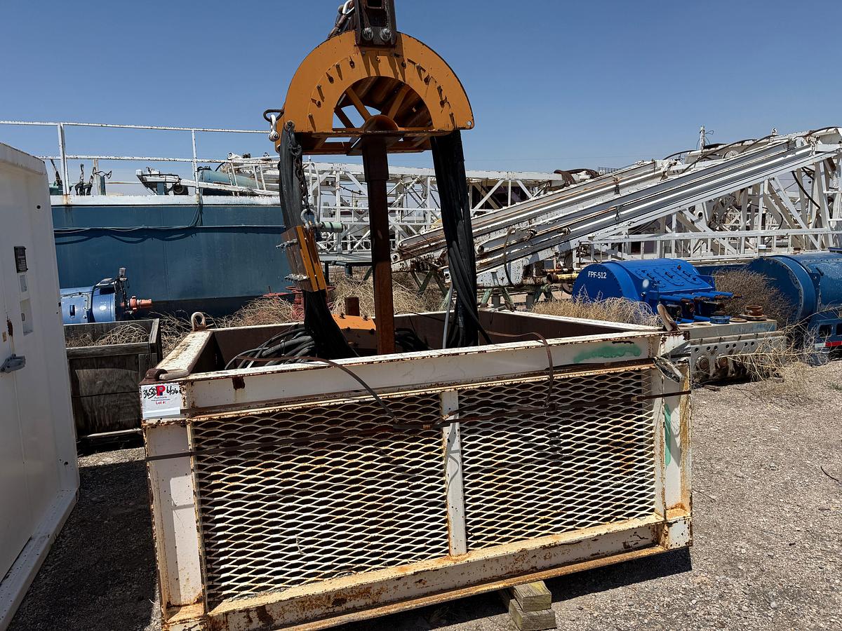 Used TESCO 500-TON ECO AC 900-HP TOP DRIVE ASSEMBLY