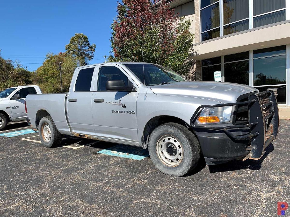 Used 2012 RAM 1500 TRADESMAN CREW CAB 4X4 PICKUP