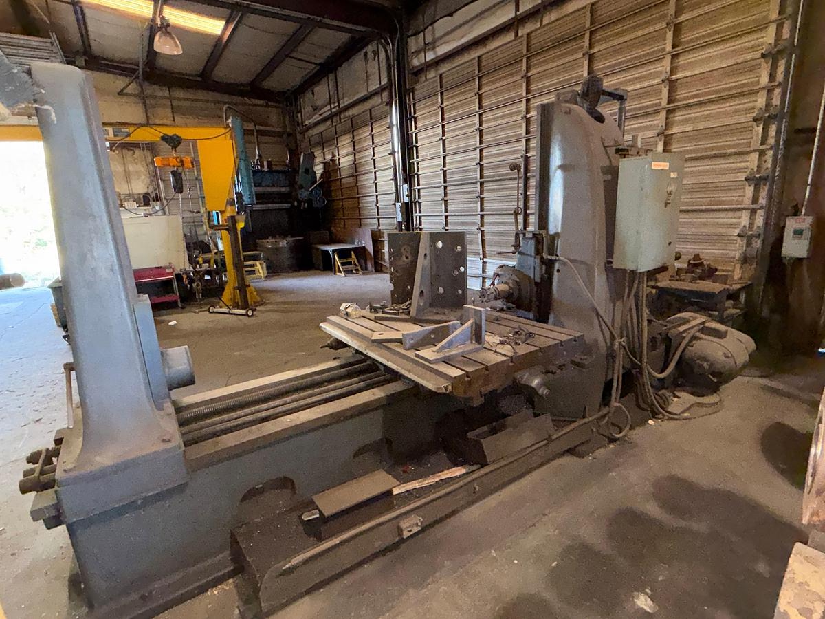 Used LUCAS MACHINE NO. 42 PRECISION HORIZONTAL MILLING MACHINE