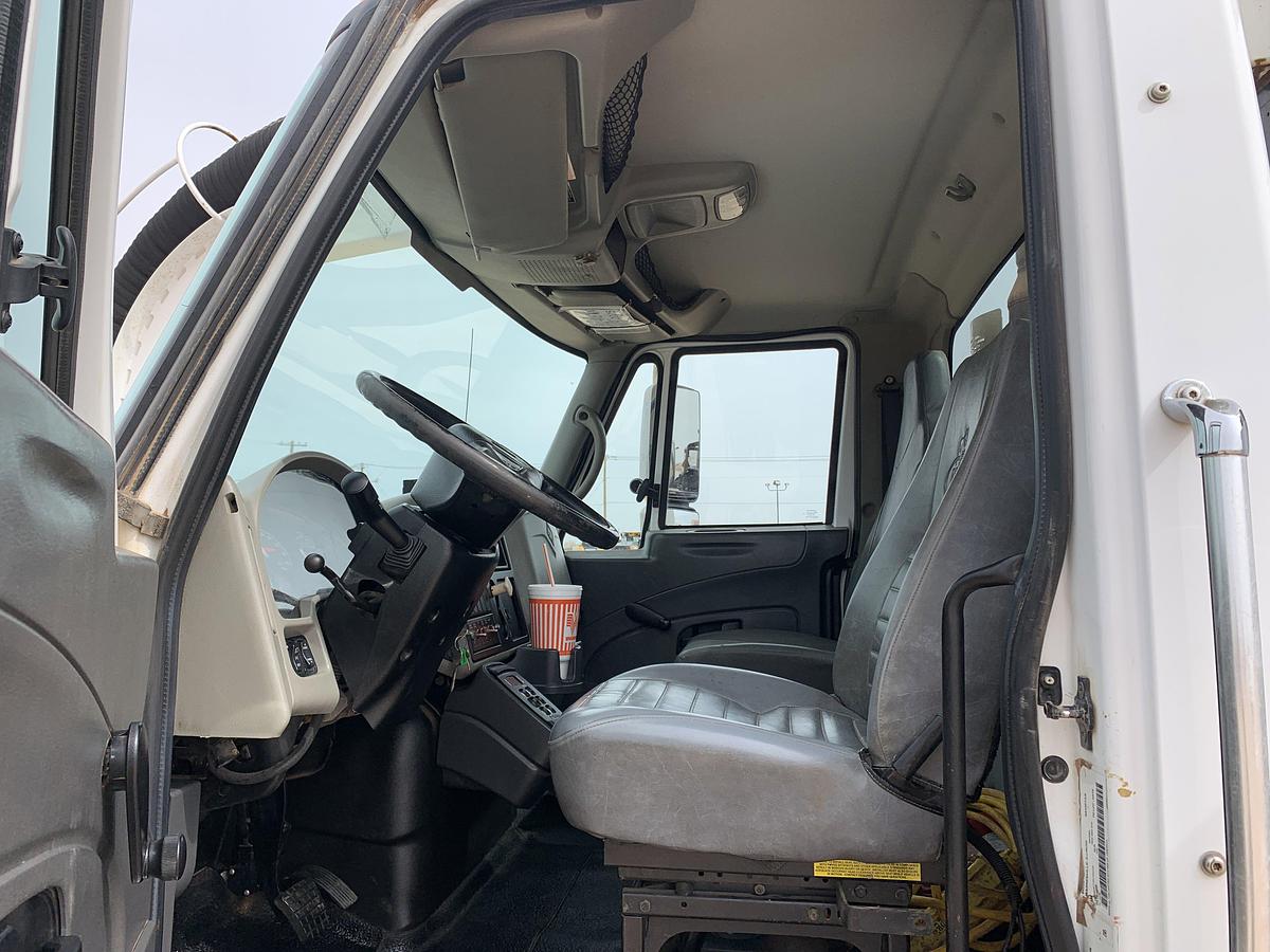 Used 2009 INTERNATIONAL WORKSTAR 7500 T/A DAYCAB VACTOR HYDROVAC TRUCK