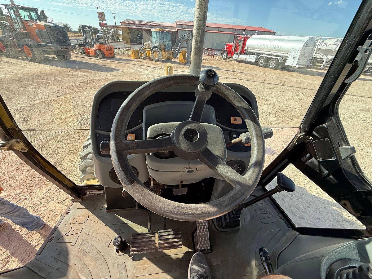 Used 2006 CATERPILLAR 420D EXTENDAHOE BACKHOE LOADER