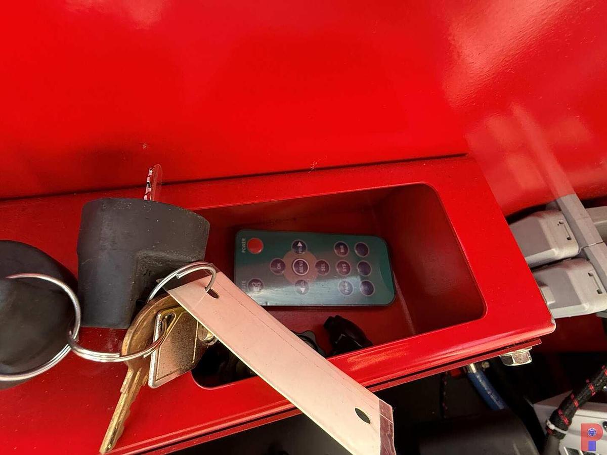 Used (NEW) LAMTRAC LTR6160-T TRACK MULCHER