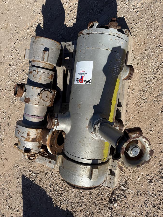 Used (2) MULTI-SIZE SINGLE PLUG CEMENT HEADS