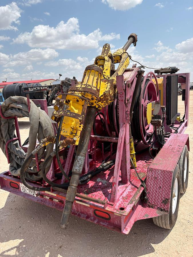 Used LOGAN PS85 85-TON POWER SWIVEL UNIT MTD ON T/A GOOSENECK TRAILER