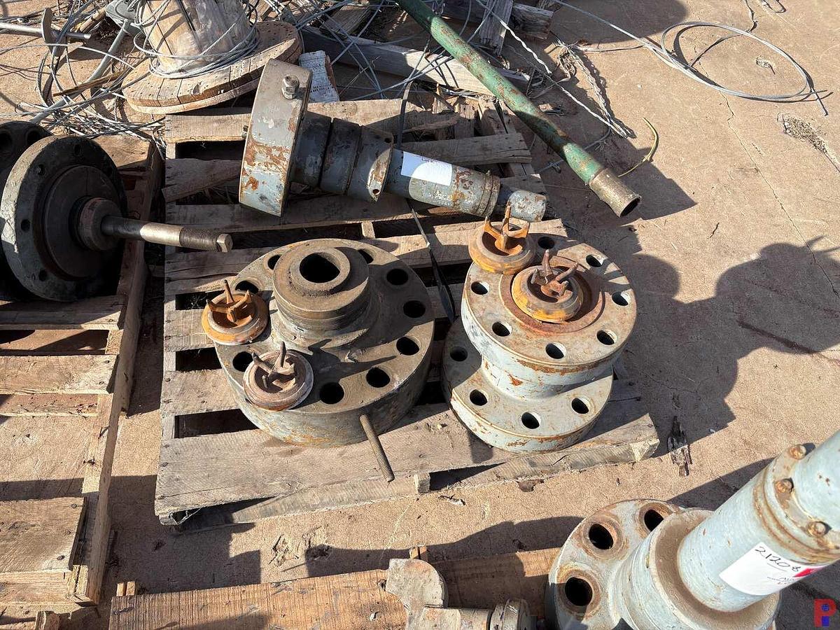 Used (4 PALLETS) OF ASSORTED GATE VALVE/FRAC VALVE PARTS