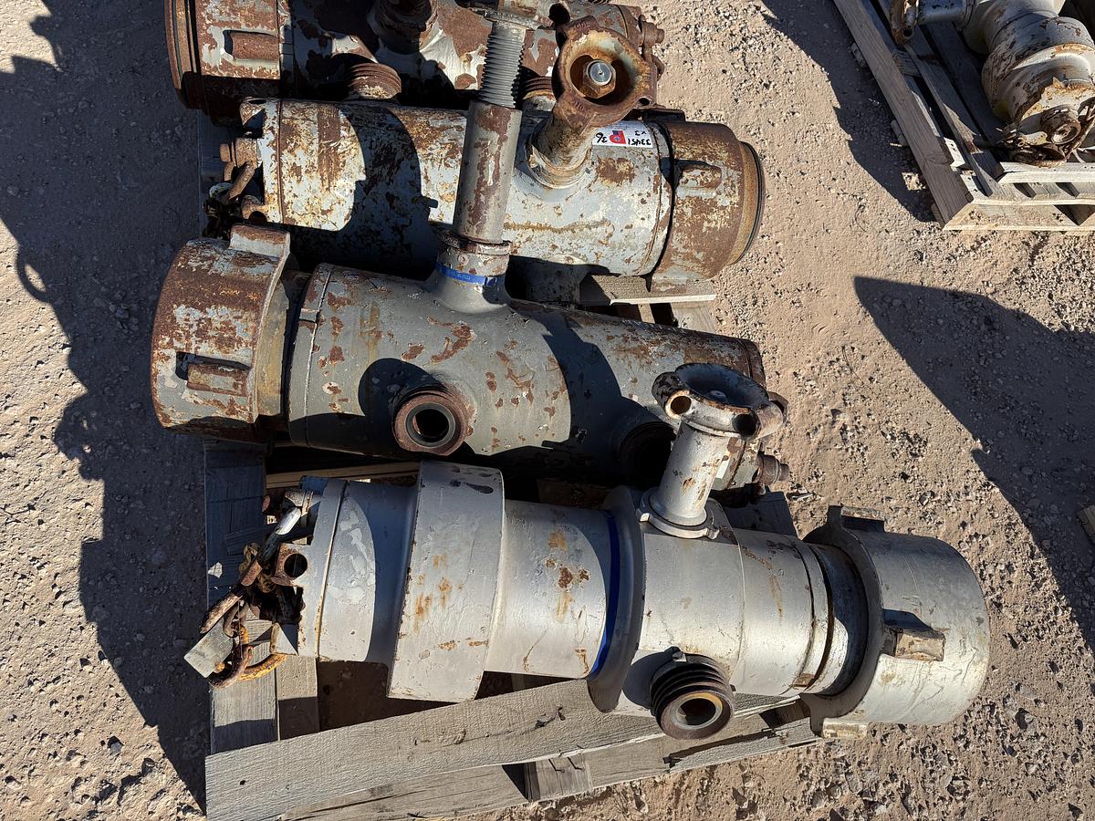 Used (3) MULTI-SIZE SINGLE PLUG CEMENT HEADS