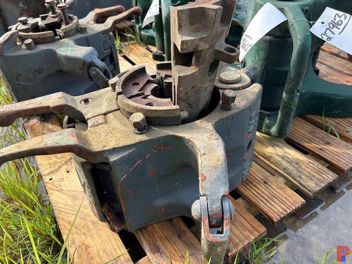 Used 40 TON BVM  MVT SLIP TYPE ELEVATOR DRESSED W/ 3-1/2” INSERTS