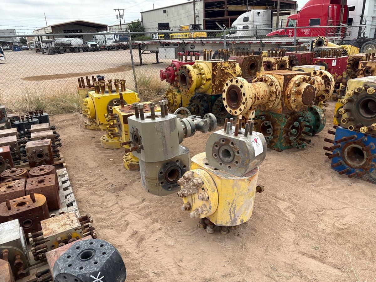 Used (6) 7-1/16” x 4-1/16” & (1) 2-9/16” x 3” fluid crosses