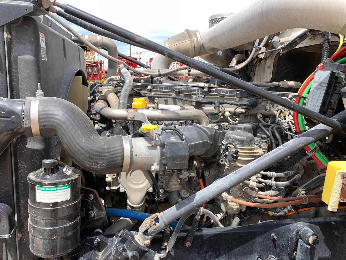 Used 2019 WESTERN STAR 4900 SB T/A DAYCAB HAUL TRUCK