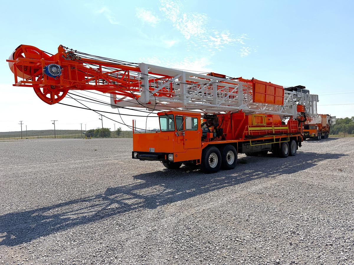 Used Refurbished 1981 FRANKS 1287/160 DTD-HT Well Service Rig (102x230k Mast)