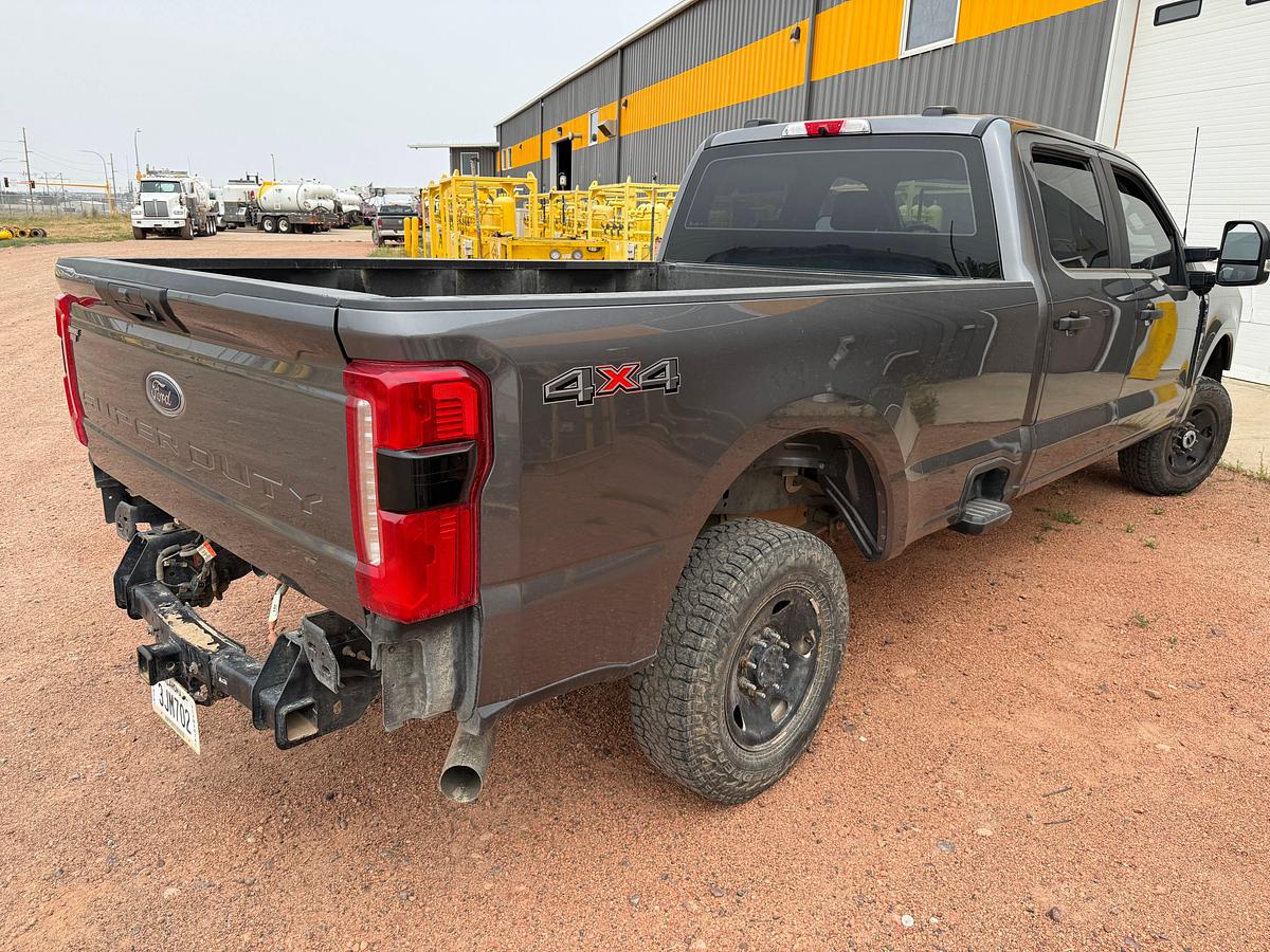 Used 2023 FORD F-250 SD STX 4WD CREW CAB PICKUP TRUCK