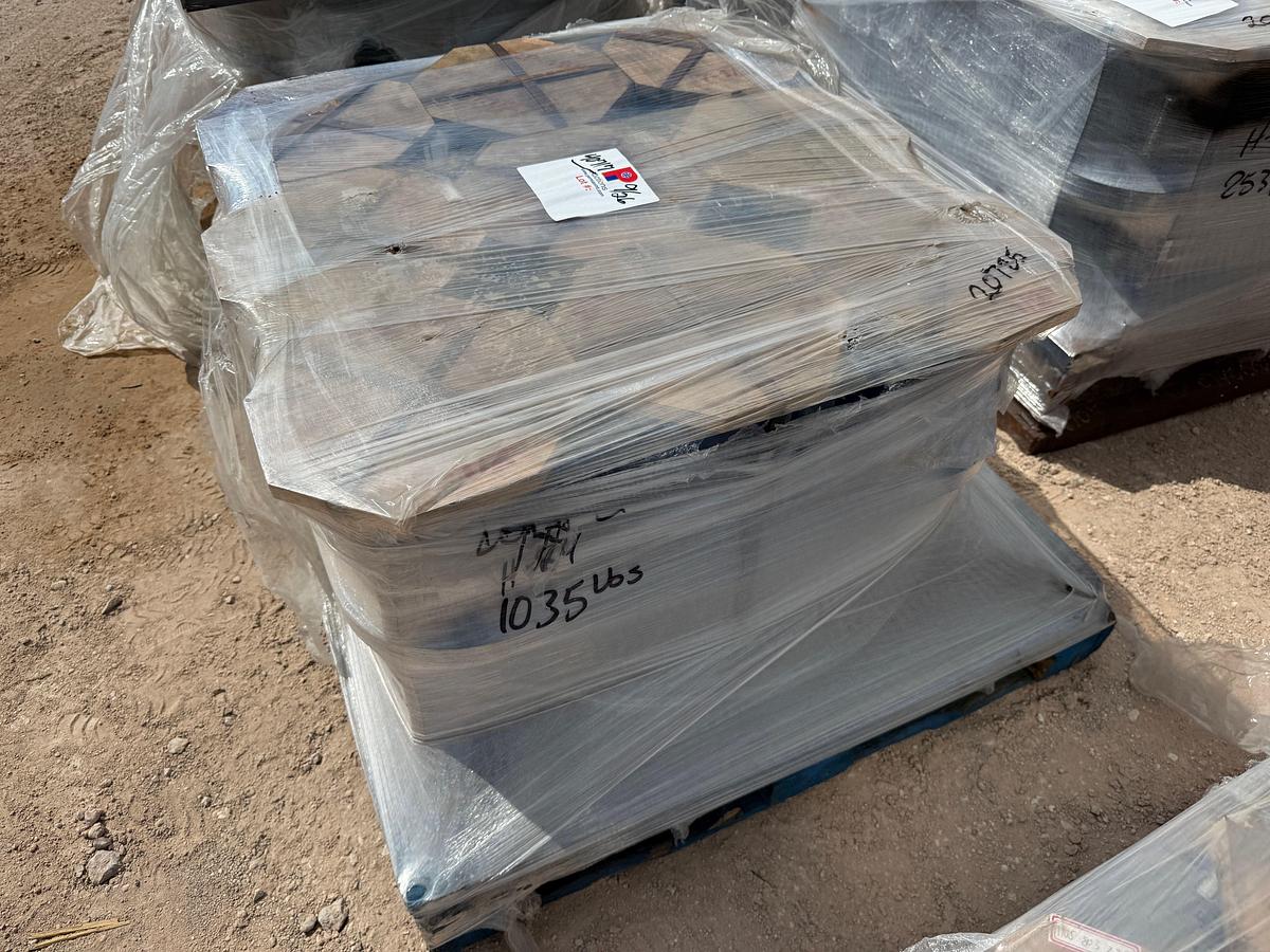 Used PALLET W/ (9) UNUSED 7-1/2” 12P160 INT HRD PUMP LINERS