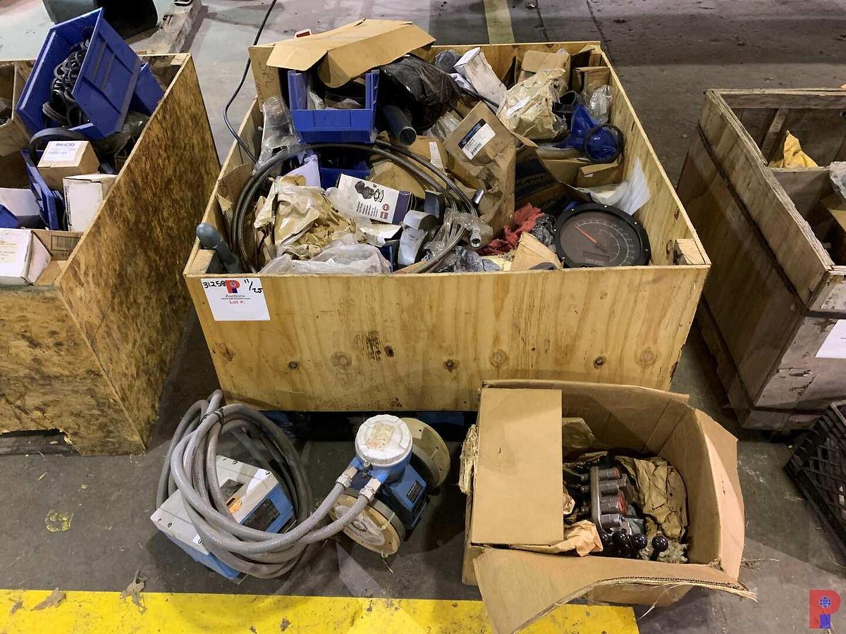 Used (2) CRATES W/ OILFIELD PUMP AND HYDRAULIC SUPPLIES