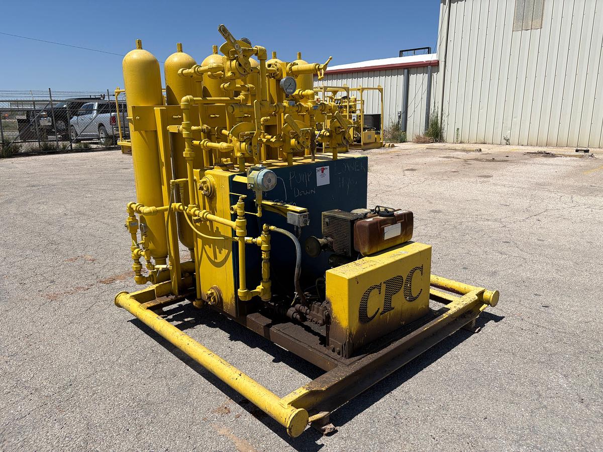 Used 4-station closing unit, skidded