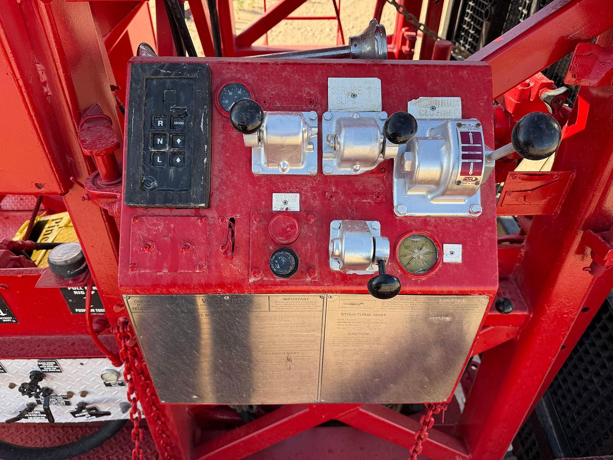 Used 2012 RIG WORKS MUSTANG 550 DD 104’-275K 5-AXLE WELL SERVICE RIG