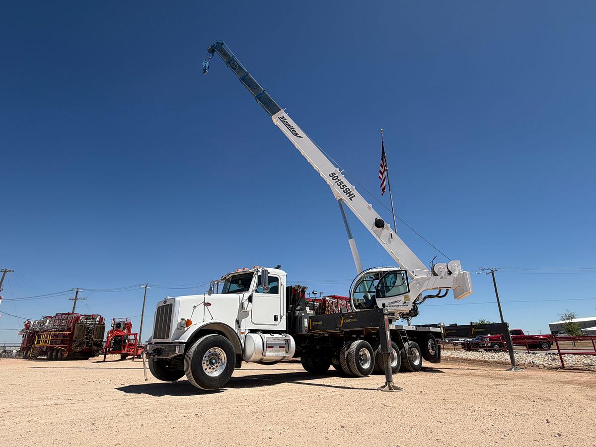 Used MANITEX 50155SHL 50-TON CRANE MTD ON 2013 PETERBILT 367 DAYCAB TRUCK