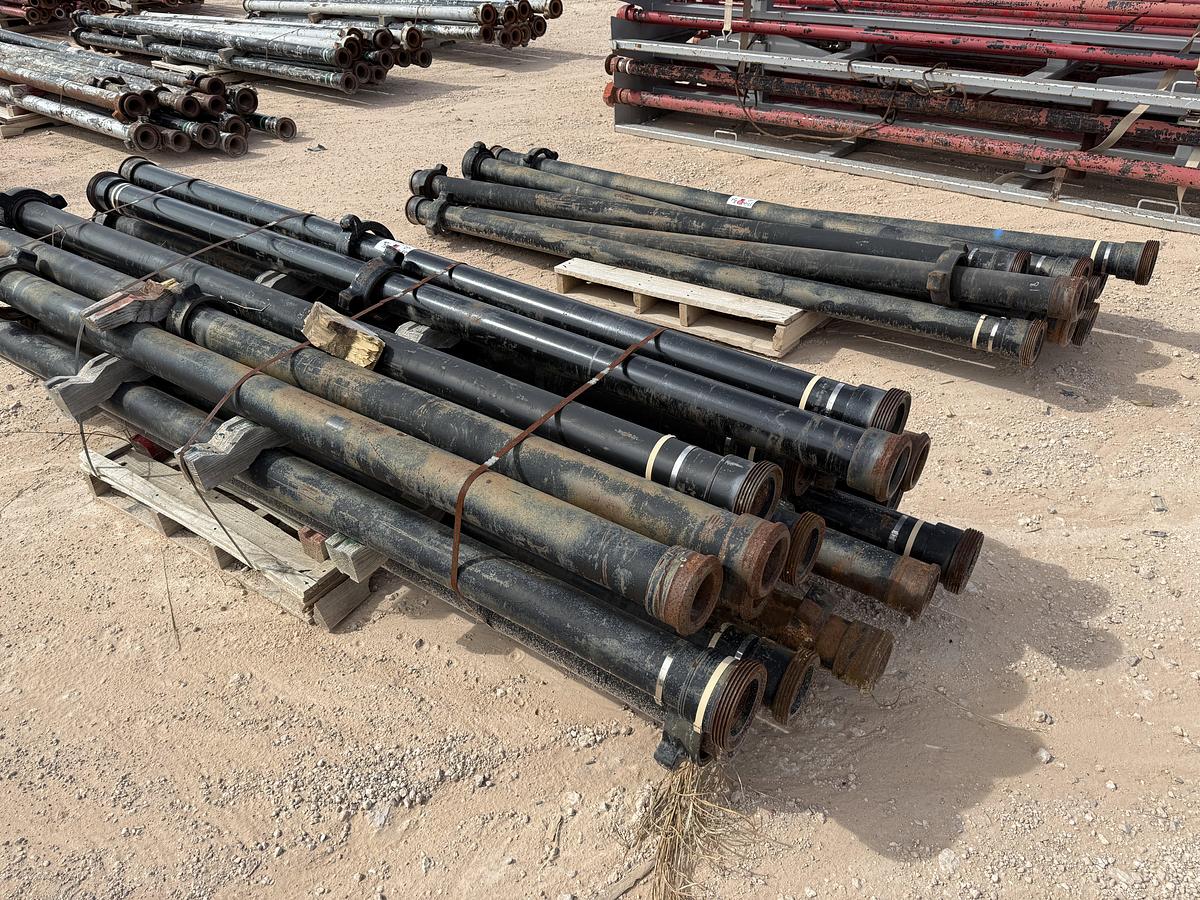 Used (25 X $) 2-BUNDLES OF 4” X 10’L FIG 1002 10K WP FLOW IRON