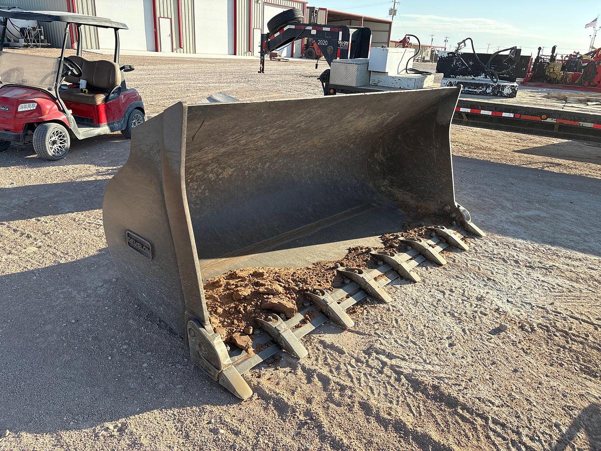 Used 2023 DEVELON DL320-7 WHEEL LOADER