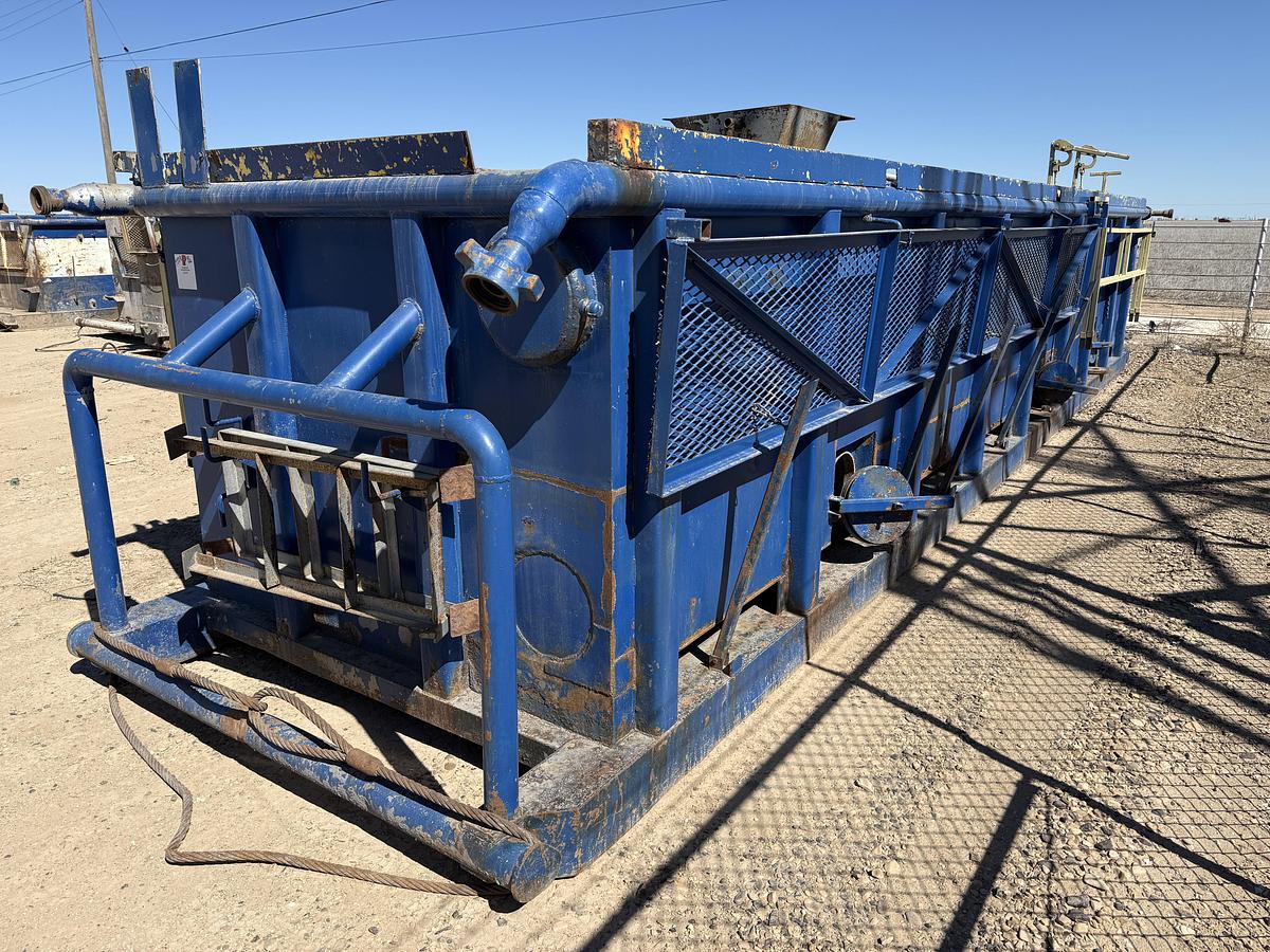 Used 180 BBL 32’ X 7’ X 5’ 3-COMP REVERSE PIT TANK W/ CATWALK,GAS BUSTER, HOSE RACK