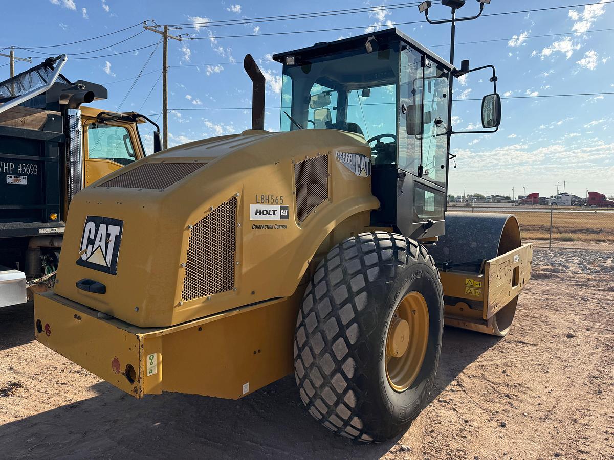 Used 2013 CATERPILLAR CS56B VIBRATORY SMOOTH DRUM COMPACTOR