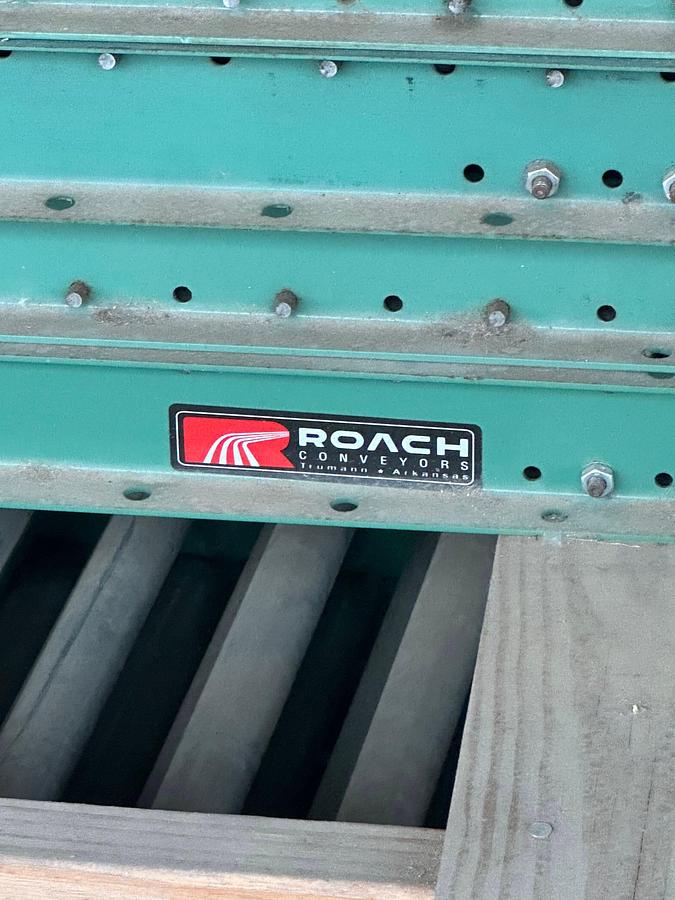 Used UNUSED (30)-SECTION 1-1/4" STEEL ROLLER ROACH CONVEYORS & (31)-SECTION ROUND BALL ROACH CONVEYOR PANELS