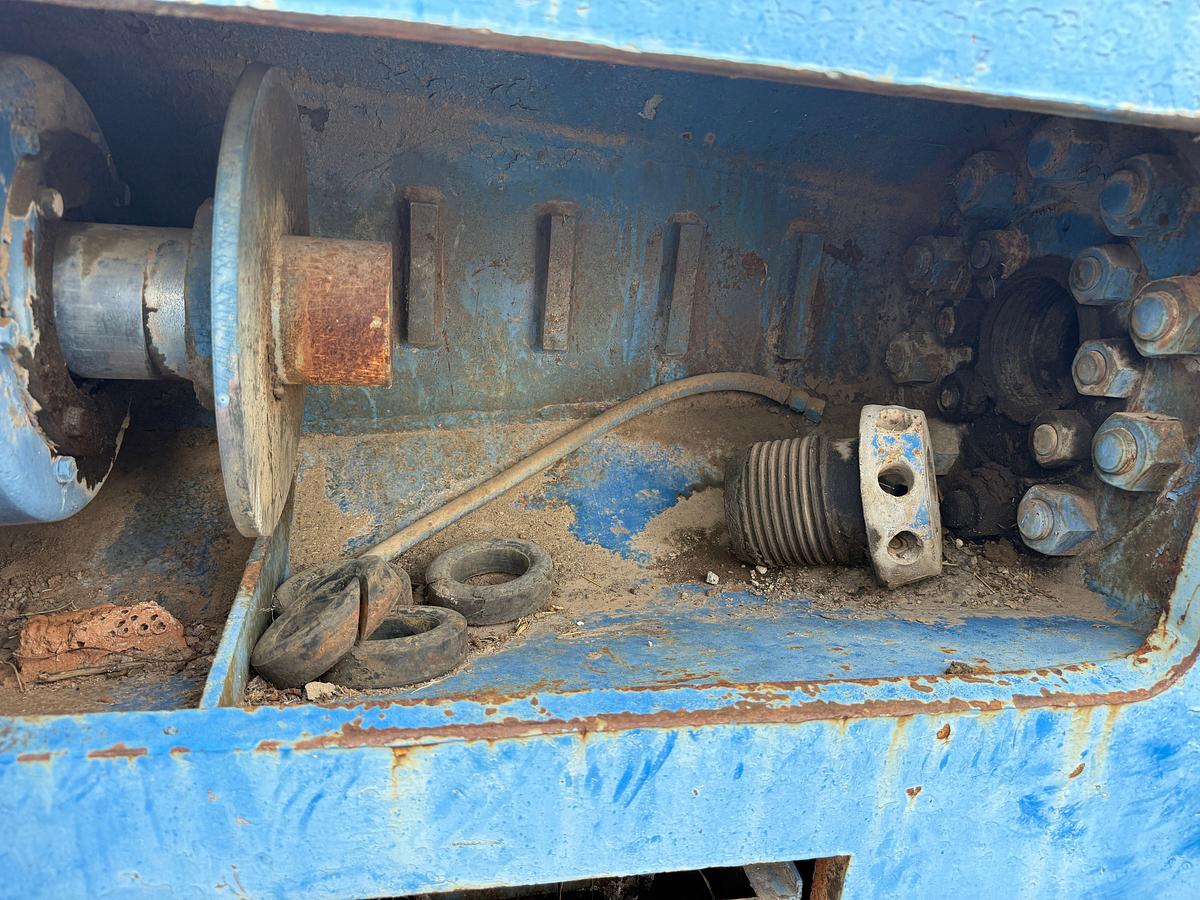 Used Continental Emsco DB-550 DUPLEX MUD PUMP P/B CAT D379, SKIDDED