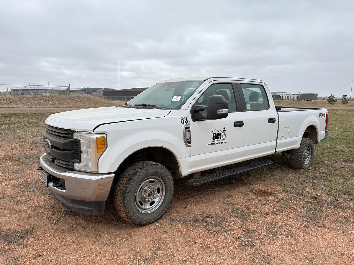 Used 2019 FORD F-250 SUPER DUTY 4WD CREW CAB PICKUP TRUCK
