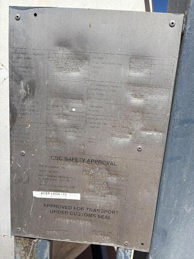 Used 2005 REINKE TRAILERS T/A CHEMICAL TRANSPORT TRAILER