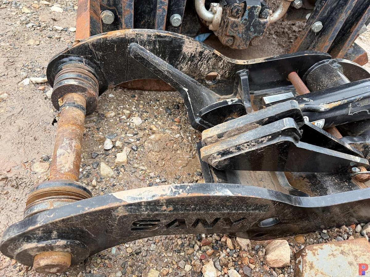 Used UNUSED MINI EXCAVATOR 38” HYDRAULIC THUMB