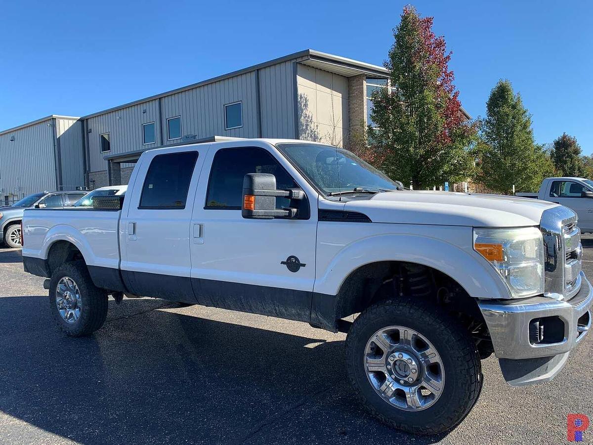 Used 2015 FORD F-350 SUPER DUTY LARIAT POWERSTROKE CREW CAB DIESEL PICKUP