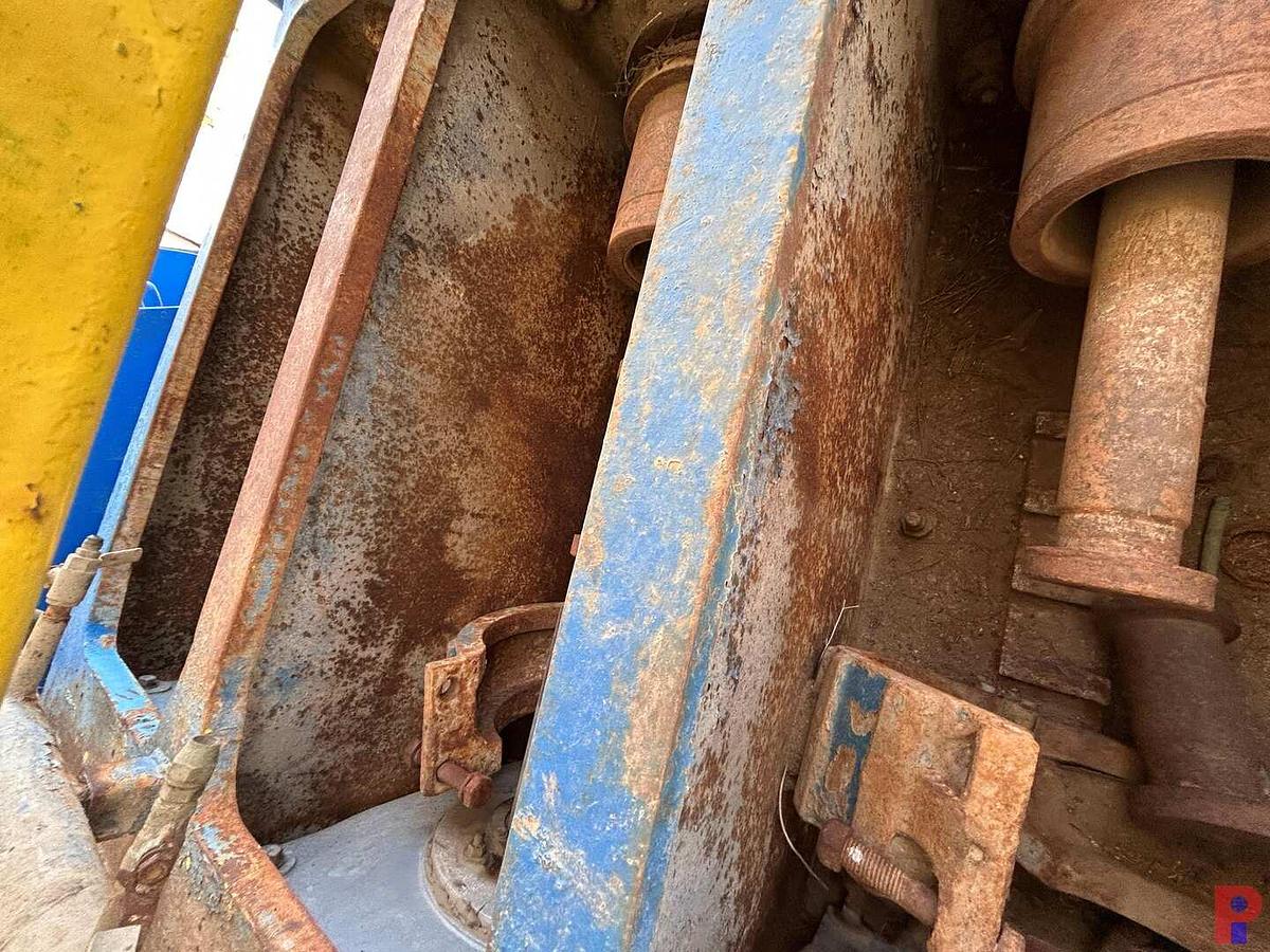 Used NATIONAL 10-P-130 TRIPLEX MUD PUMP P/B CATERPILLAR D399