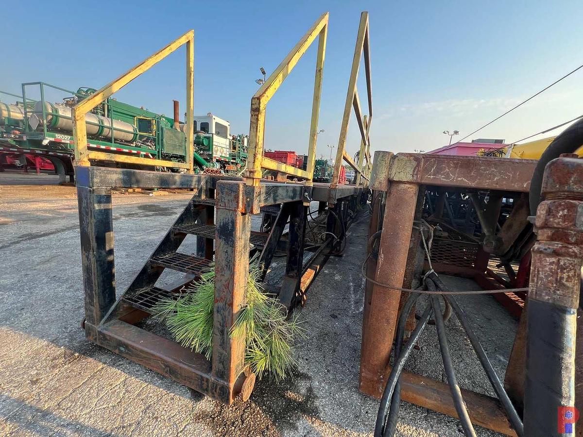 Used 40' SKIDDED HYDRAULIC CAT WALK P/B DIESEL HPU