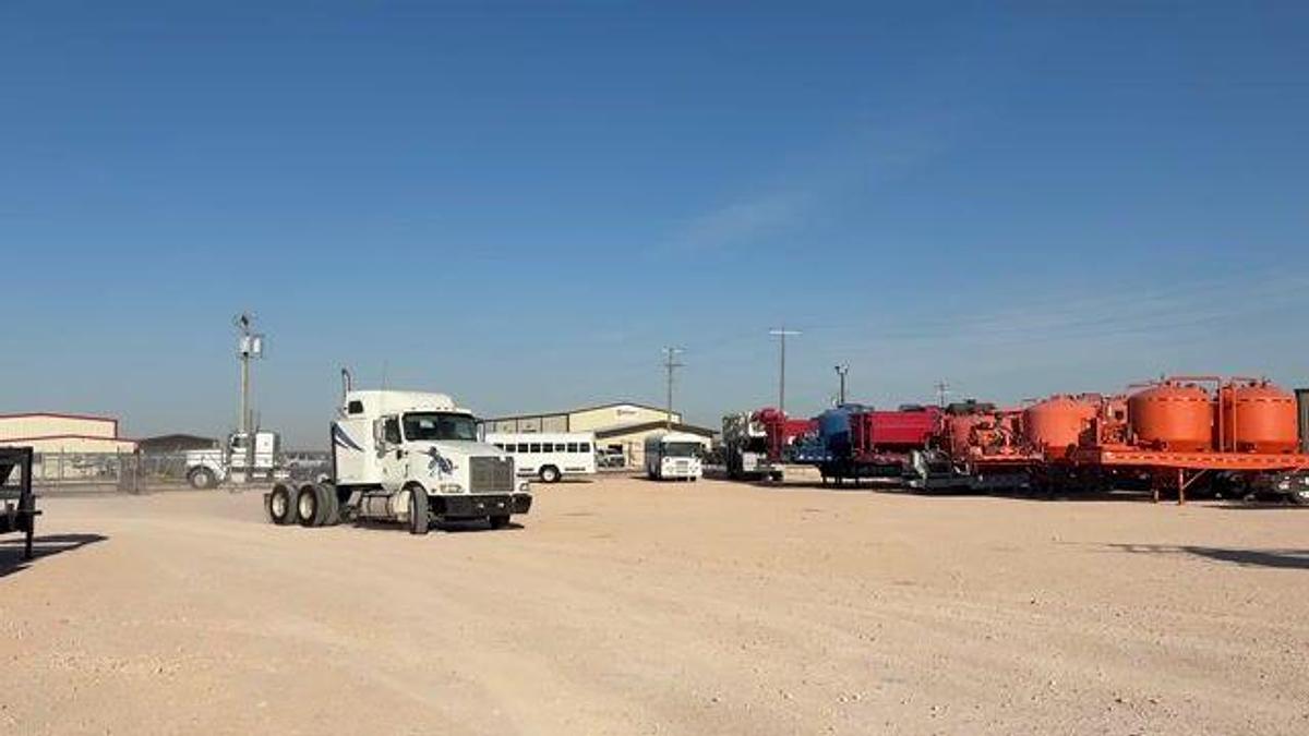 Used 2007 INTERNATIONAL 9400I T/A SLEEPER HAUL TRUCK