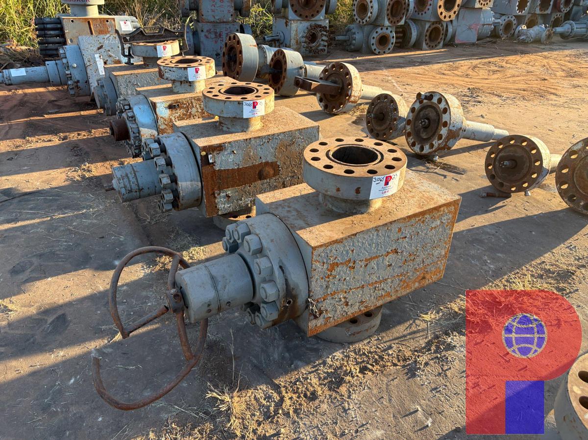 Used (2X$) (2) 7-1/16” MANUAL FRAC VALVES