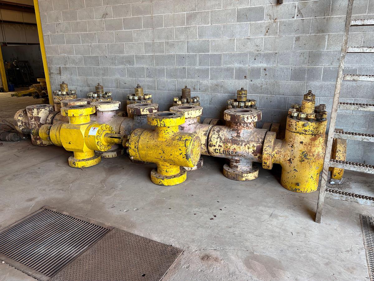Used (15x$) 7-1/16” 10K frac valves & valve bodies