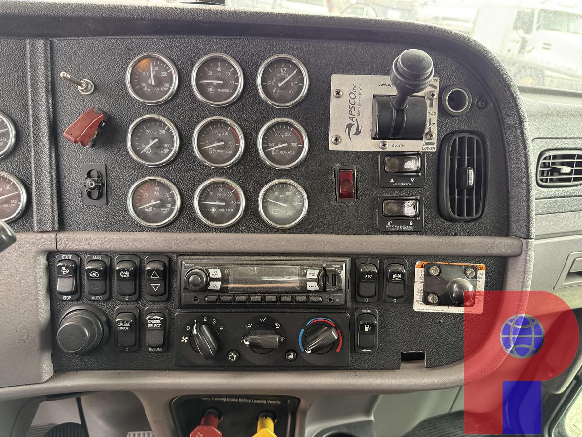 Used 2014 PETERBILT 388 T/A DUMP TRUCK