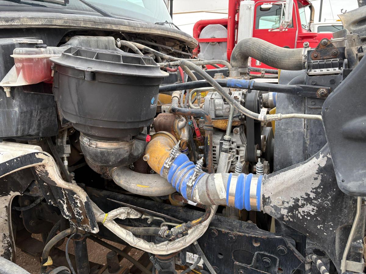 Used 2007 FREIGHTLINER M2112 T/A DAYCAB BOBTAIL VACUUM TRUCK