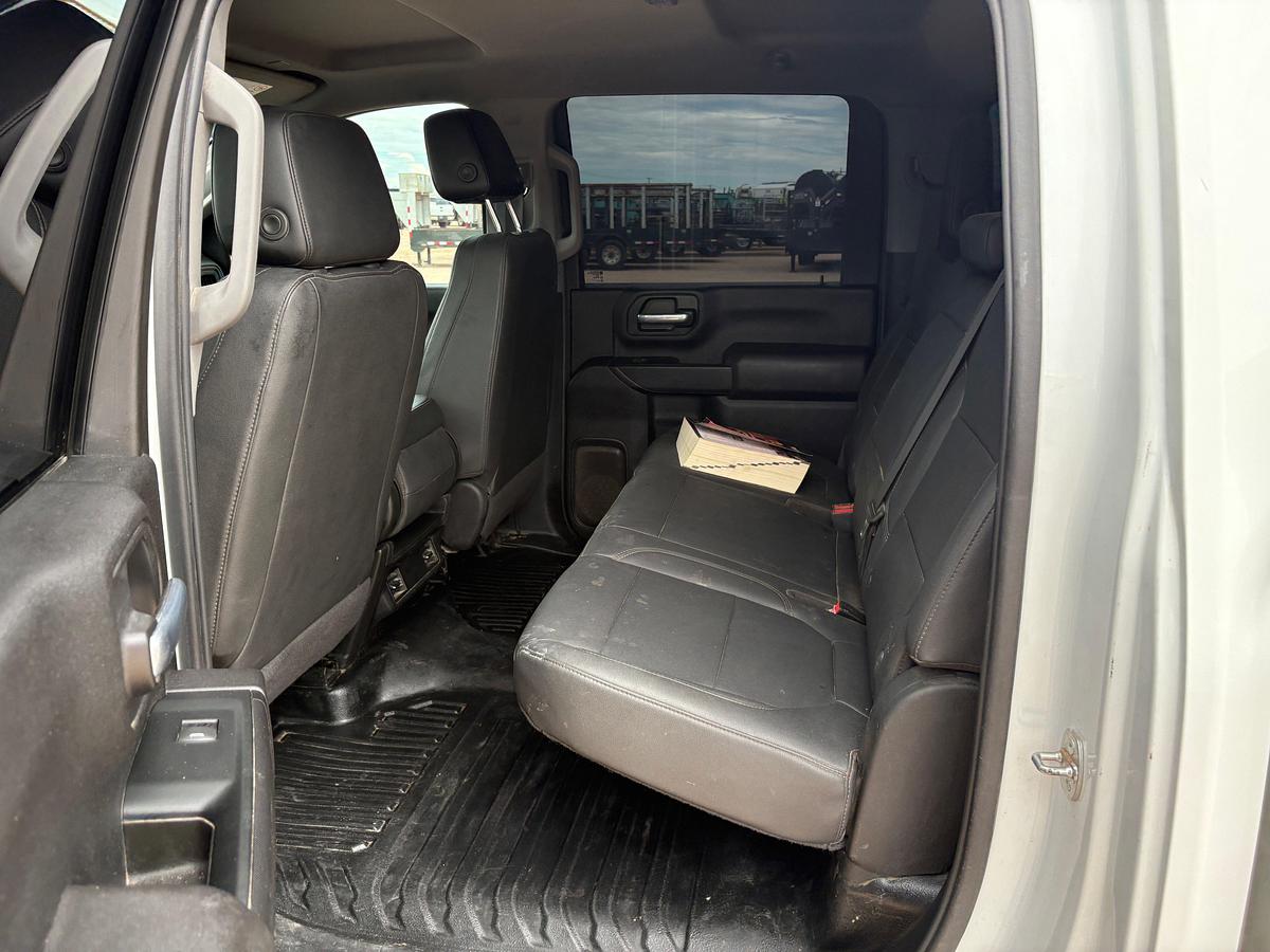 Used 2023 CHEVROLET SILVERADO 3500HD CC