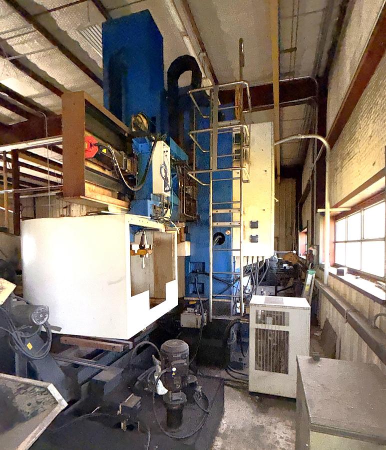 Used 2011 TAS IRON LTD. TT 12M VERTICAL TURNING LATHE