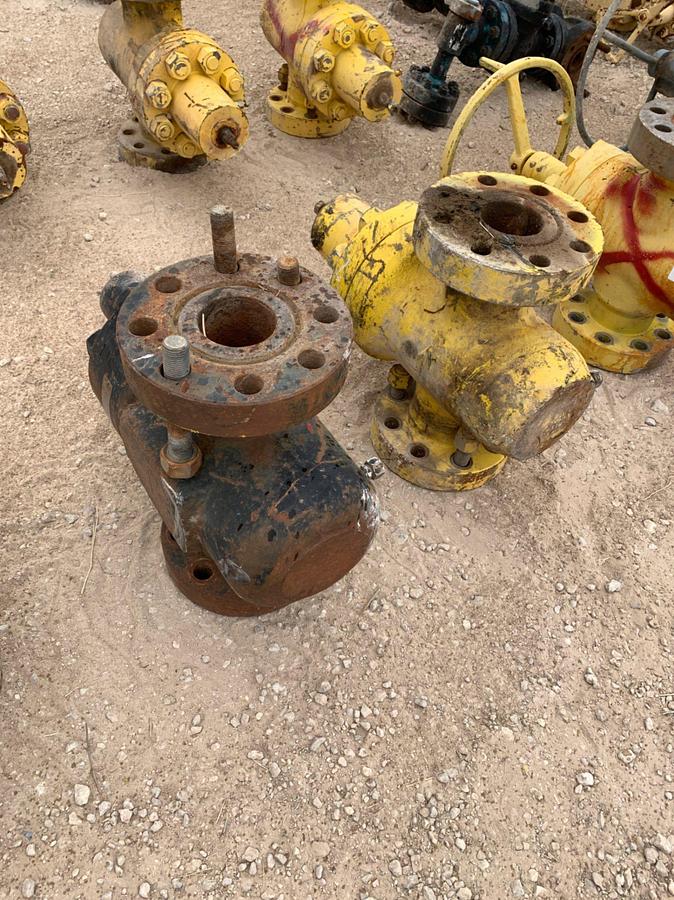 Used (7) 4” 5k Manual Gate Valves