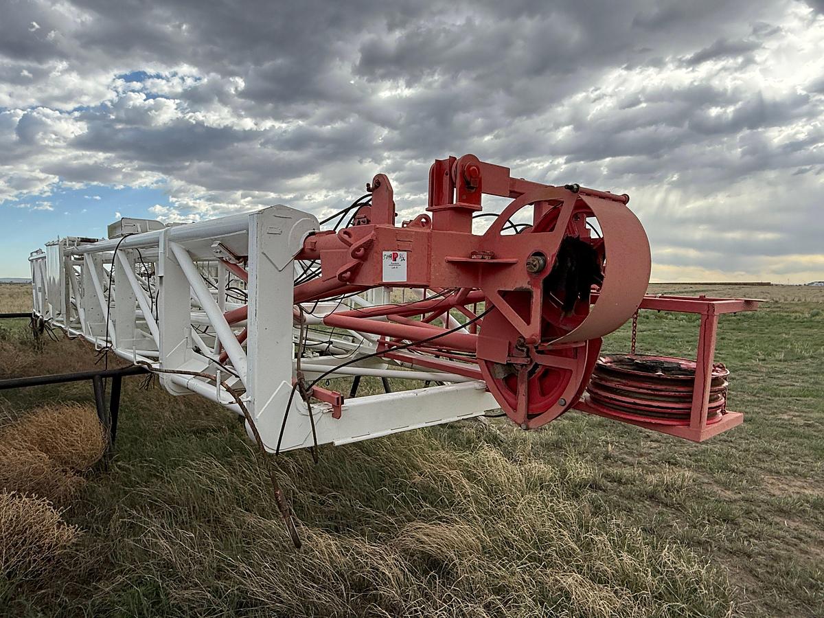 Used NOV FRANKS 96’ X 215,000 LBS. DERRICK