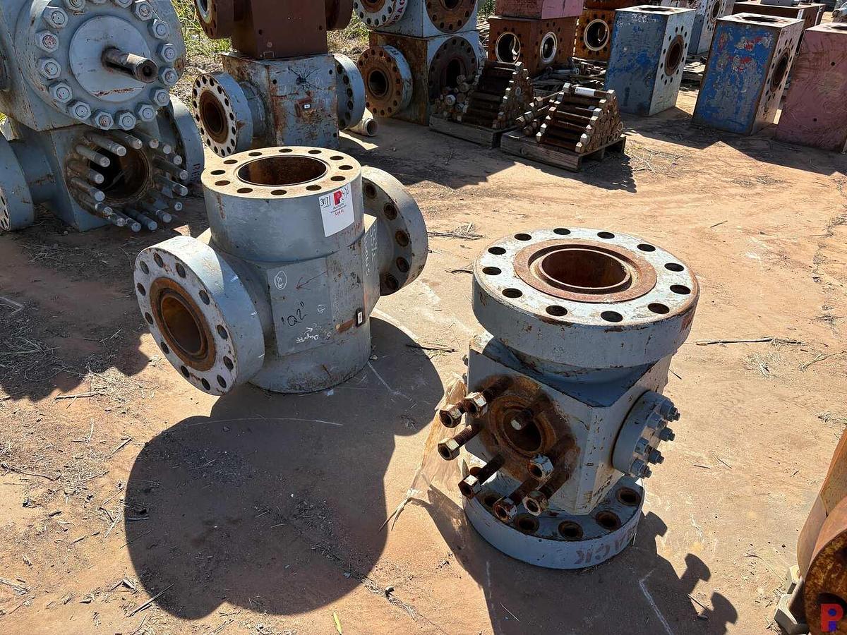 Used (4X$) (3) 7-1/16” FRAC VALVE BODIES & (1) 7” X 4” 6-WAY FLUID CROSS
