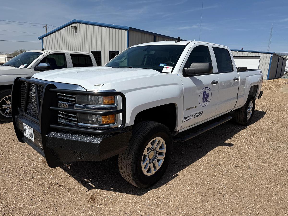 Used 2015 CHEVROLET SILVERADO 2500HD 4WD CREW CAB PICKUP TRUCK