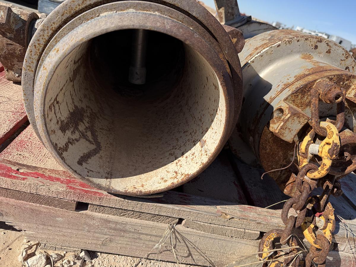 Used (2) MULTI-SIZE SINGLE PLUG CEMENT HEADS