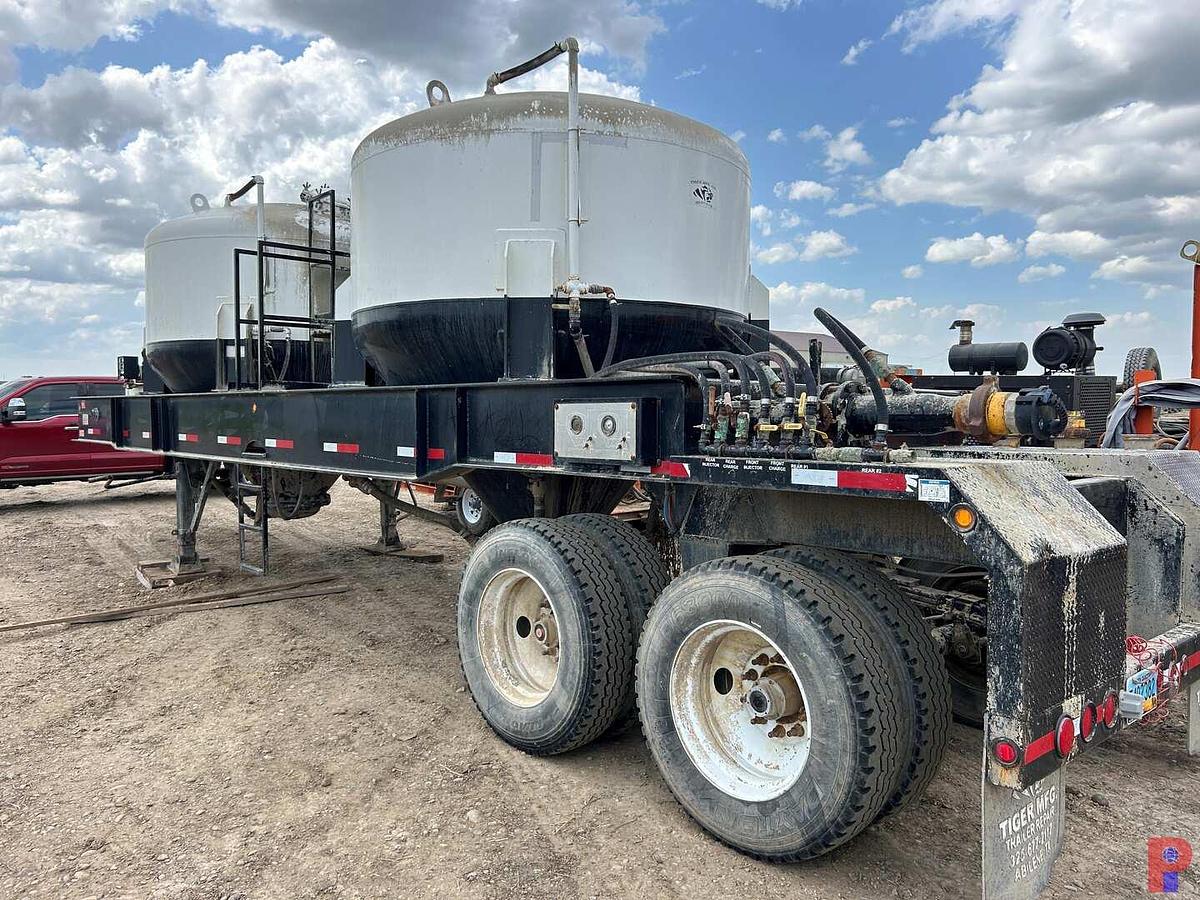 Used 2018 TIGER MANUFACTURING CO. DOUBLE POD PNUEMATIC DRY BULK TRAILER