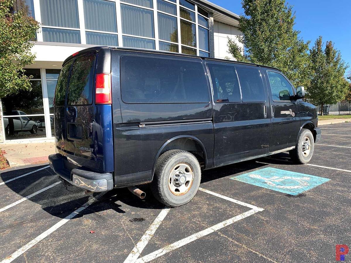 Used 2014 CHEVROLET EXPRESS PASSENGER VAN